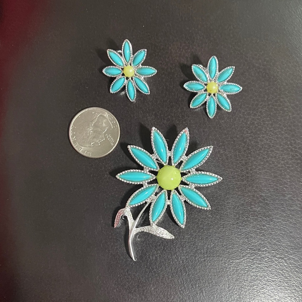 Vintage Sarah Coventry Silver Toned Blue Daisy Flower Brooch Pin & Earrings - Picture 3 of 10